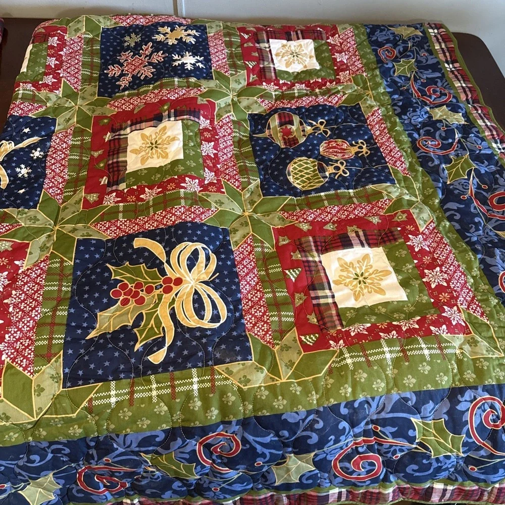 Christmas Quilt Blanket Patchwork Farmhouse‎ Holiday 92x82 Large Stitch Vtg